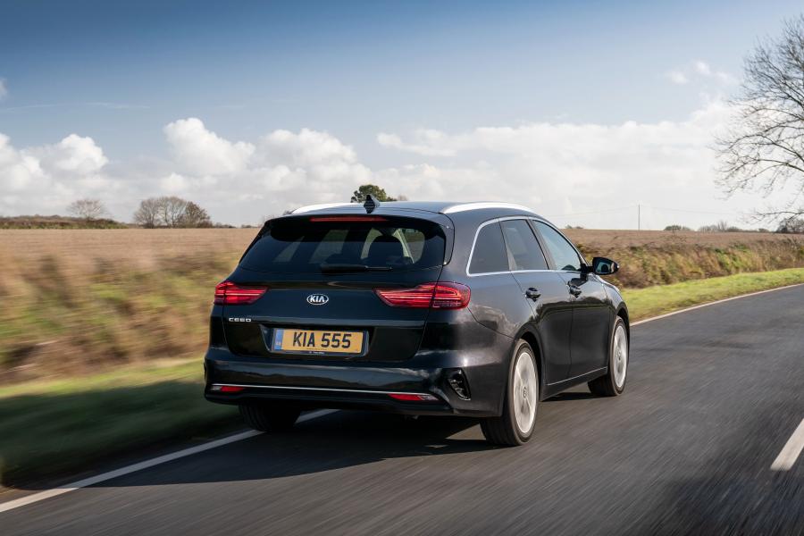  Kia Ceed Sportswagon 2018 года  (UK) (фото 2 из 27)